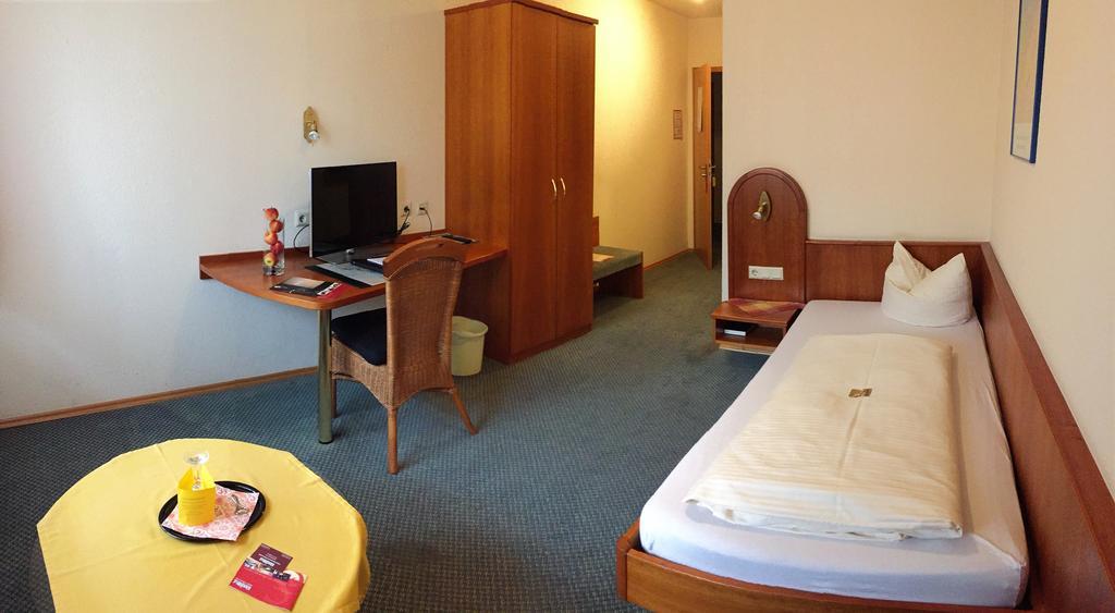 Hotel Kasserolle Зигбург Екстериор снимка